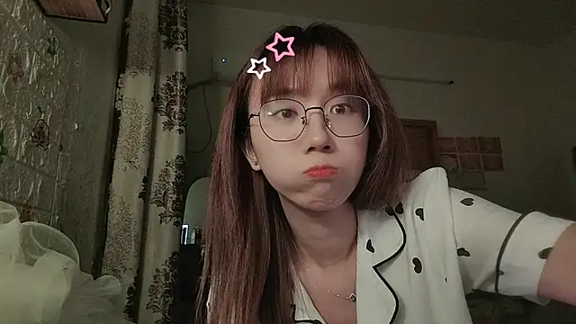 Lili 666 online show from May 8, 6:01 pm