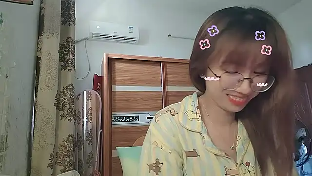 Lili 666 online show from May 25, 6:01 am