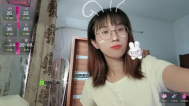 Snapshot of Lili_666 chatting on October 30, 6:23 am Lili 666 online show from October 30, 6:23 am