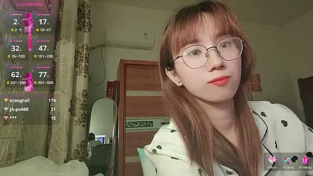 Lili 666 online show from May 15, 8:51 pm