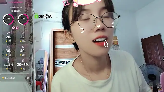 Snapshot of Lili_666 chatting on September 10, 2:32 am Lili 666 online show from September 10, 2:32 am