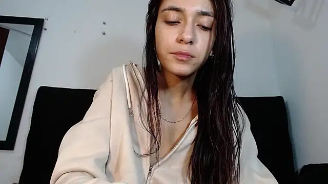 srta luciana online show from December 16, 12:09 pm