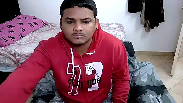 Snapshot of Boycuriousxxx chatting on February 11, 11:10 am Boycuriousxxx online show from February 11, 11:10 am