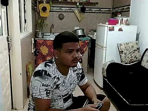 Boycuriousxxx online show from December 22, 12:27 pm