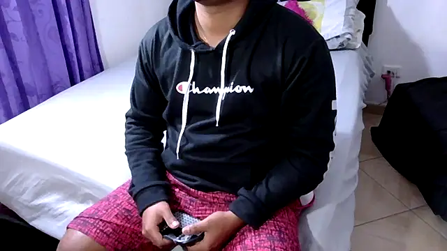 Snapshot of Boycuriousxxx chatting on February 26, 3:01 pm Boycuriousxxx online show from February 26, 3:01 pm