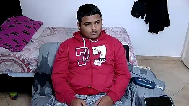 Snapshot of Boycuriousxxx chatting on February 10, 3:00 pm Boycuriousxxx online show from February 10, 3:00 pm