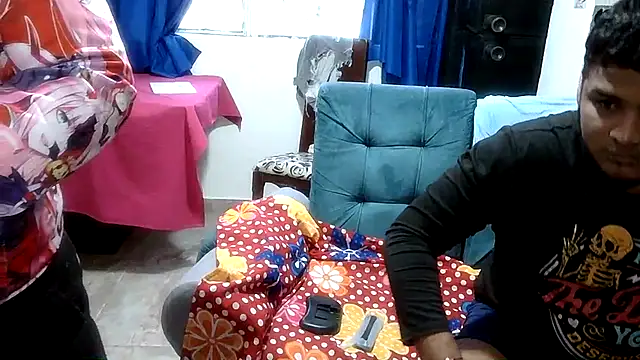 Snapshot of Boycuriousxxx chatting on July 8, 10:43 pm Boycuriousxxx online show from July 8, 10:43 pm