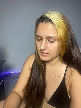 saray gomez22 online show from November 11, 2:28 am