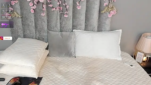 Chleo   online show from March 5, 1:08 pm