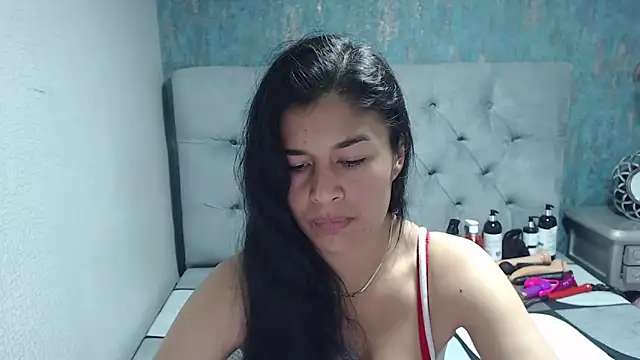 Snapshot of ginasailor chatting on February 19, 2:08 am ginasailor online show from February 19, 2:08 am