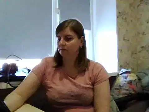 Snapshot of LateKot32 chatting on February 24, 2:26 pm LateKot32 online show from February 24, 2:26 pm