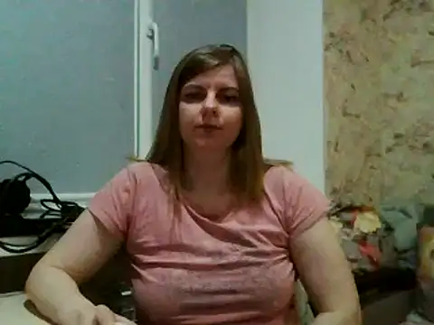 Snapshot of LateKot32 chatting on February 24, 5:31 pm LateKot32 online show from February 24, 5:31 pm
