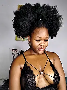 Sexymamibo online show from April 2, 9:10 pm