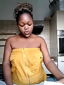 Sexymamibo online show from January 11, 4:25 pm