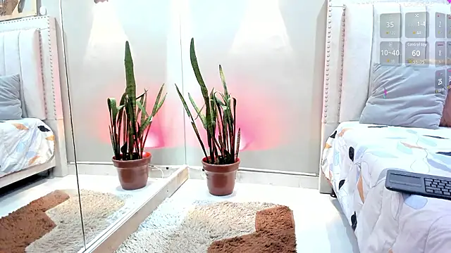 Miranda doll  online show from February 25, 12:16 pm