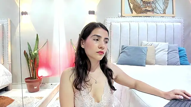 Miranda doll  online show from December 16, 12:09 pm