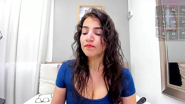 Snapshot of Miranda_doll_ chatting on July 16, 1:30 pm Miranda doll online show from July 16, 1:30 pm