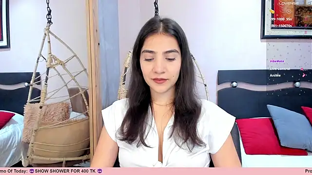 Snapshot of Miranda_doll_ chatting on May 13, 12:12 pm Miranda doll online show from May 13, 12:12 pm