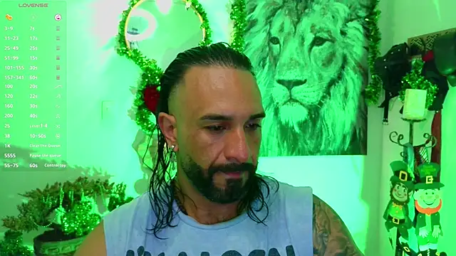 Snapshot of mr_maik chatting on March 17, 10:17 am mr maik online show from March 17, 10:17 am