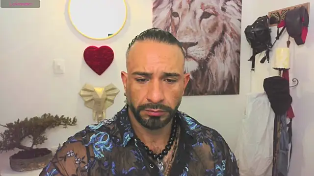 Snapshot of mr_maik chatting on March 1, 12:23 pm mr maik online show from March 1, 12:23 pm