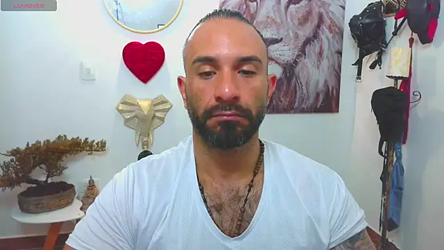 Snapshot of mr_maik chatting on March 6, 12:09 pm mr maik online show from March 6, 12:09 pm