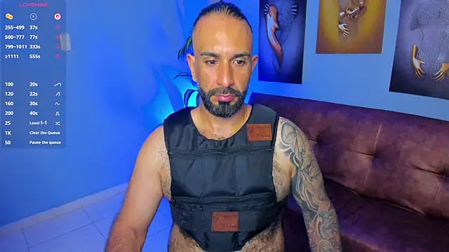 Snapshot of mr_maik chatting on October 11, 10:55 pm mr maik online show from October 11, 10:55 pm