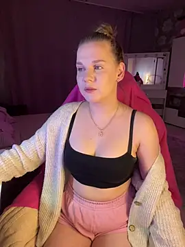 Lexi noah online show from February 8, 9:12 pm