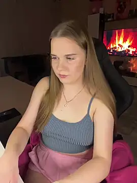 Lexi noah online show from December 6, 9:07 pm