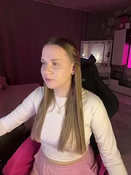 Lexi noah online show from March 17, 8:45 pm