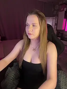 Snapshot of Lexi_noah chatting on May 3, 9:18 pm Lexi noah online show from May 3, 9:18 pm