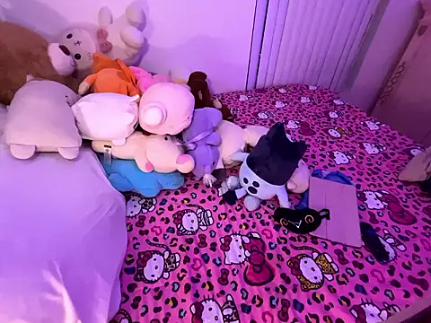 Onlypawzz online show from March 12, 3:23 am