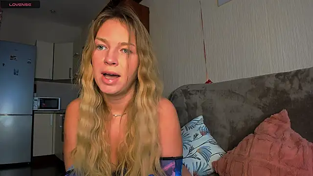 Jeanne Williams online show from March 16, 3:36 am