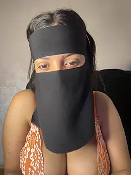 Narimane maroc online show from June 12, 2:31 am