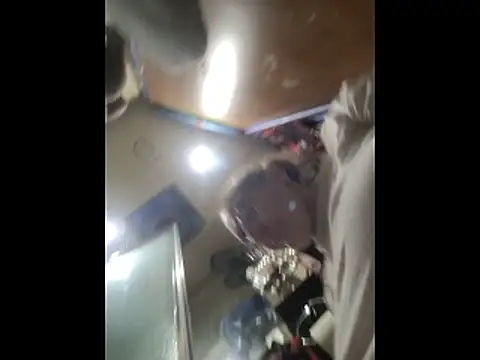 ILUV2TUCHMYKITTY online show from November 9, 1:48 pm