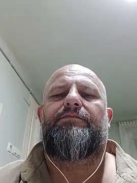 AlexandruCsaba online show from June 16, 8:31 pm