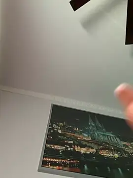 Hornyblond Bella online show from March 8, 8:06 am