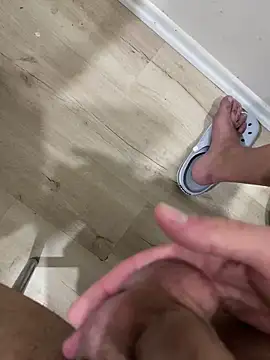 Ssenkronizze online show from November 8, 2:20 pm