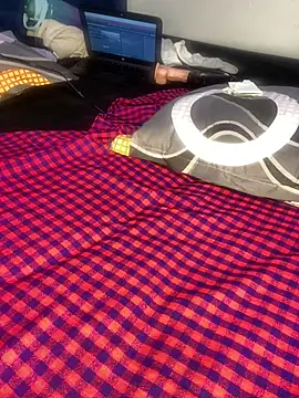 firewaist online show from March 18, 1:44 pm