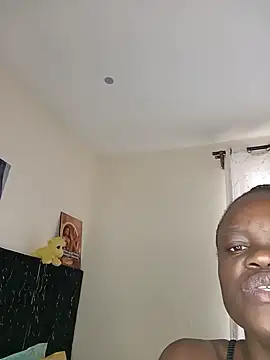 Snapshot of firewaist chatting on July 19, 6:44 am firewaist online show from July 19, 6:44 am