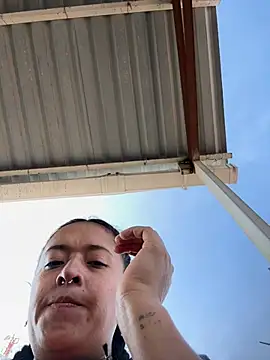 Snapshot of jjulietha95 chatting on February 9, 8:45 pm jjulietha95 online show from February 9, 8:45 pm