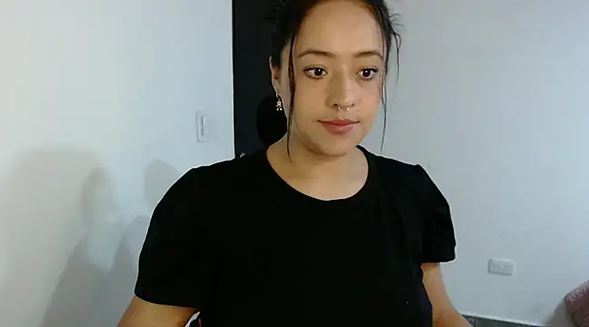 Snapshot of jjulietha95 chatting on January 22, 9:13 am jjulietha95 online show from January 22, 9:13 am