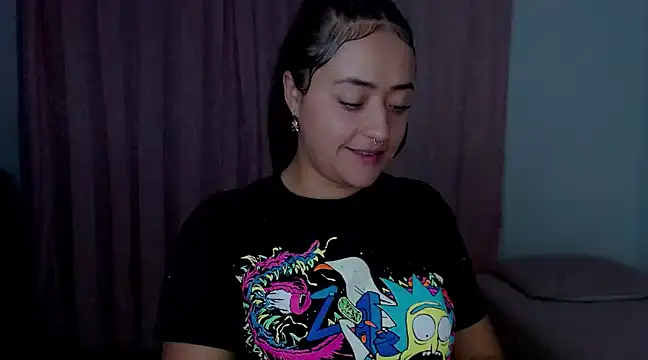 Snapshot of jjulietha95 chatting on February 21, 5:56 am jjulietha95 online show from February 21, 5:56 am