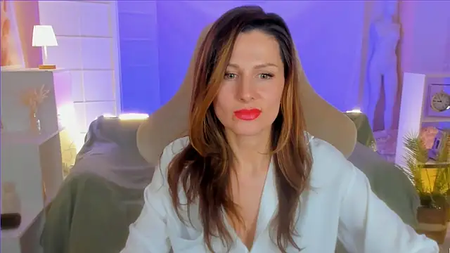 April o Nill online show from February 26, 3:21 pm