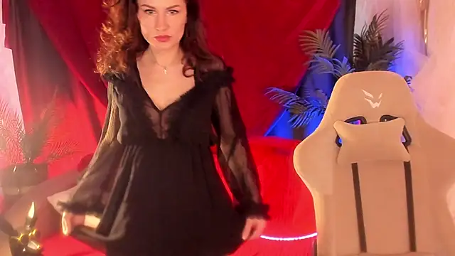 Snapshot of April_o_Nill chatting on March 1, 7:08 am April o Nill online show from March 1, 7:08 am