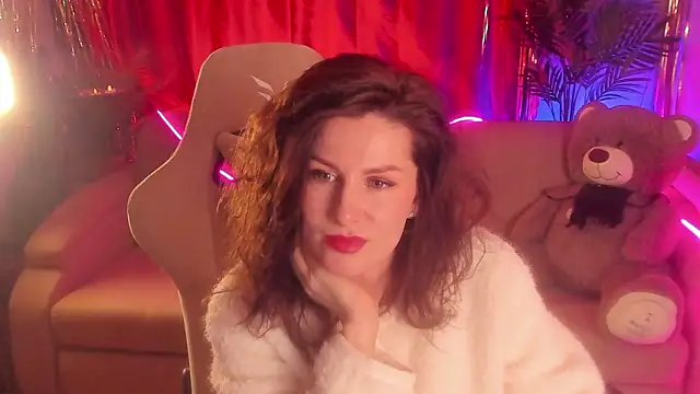 April o Nill online show from January 17, 2:09 pm