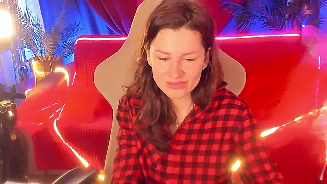 April o Nill online show from March 8, 10:07 am