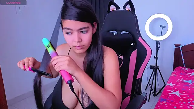 Snapshot of Victoriacarmo chatting on September 24, 4:46 pm Victoriacarmo online show from September 24, 4:46 pm