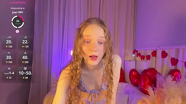Snapshot of _Rose_Charming_ chatting on February 11, 9:56 pm Rose Charming online show from February 11, 9:56 pm
