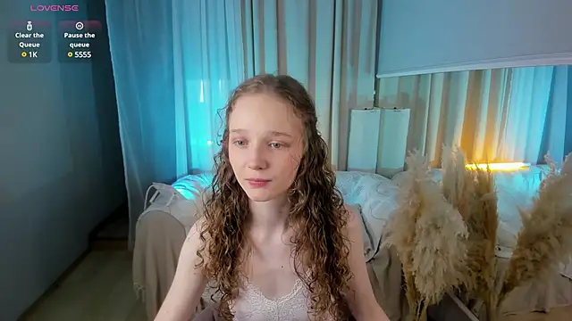 Snapshot of _Rose_Charming_ chatting on January 23, 9:50 pm Rose Charming online show from January 23, 9:50 pm