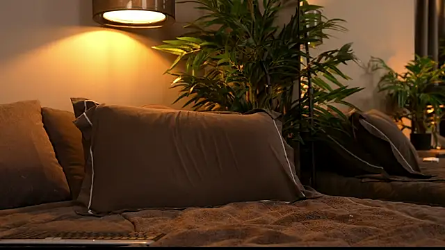  keeti  online show from April 17, 3:20 am